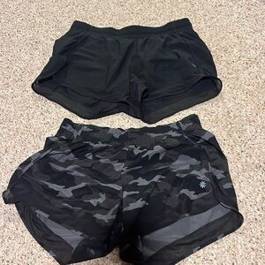 Athleta 4in racer x 2 pairs sz medium